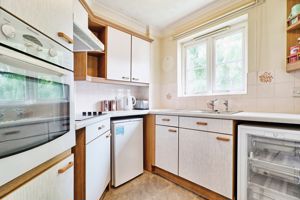KITCHEN- click for photo gallery